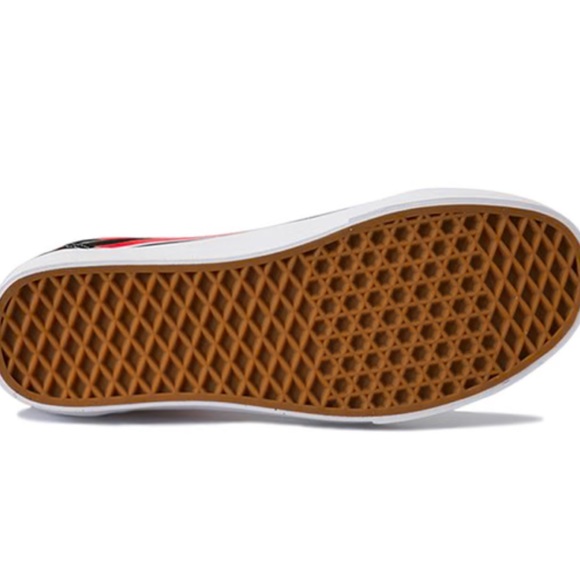 Vans Men’s Old Skool
(Flame) Black/Black/True White 
VN0A38G1PHN
Sneakers - Picture 7 of 16